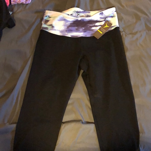 Old Navy Pants - Old navy active Old Navy Pants - Old navy active